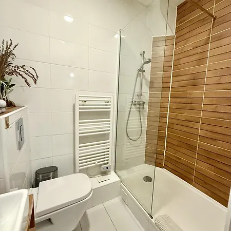 80 M2-heart Of Le Marais -sleeps 6 *