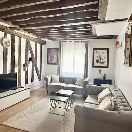 דירה 80 M2-heart Of Le Marais -sleeps 6 *