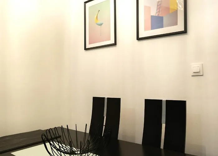 80 M2-heart Of Le Marais -sleeps 6 * Paris